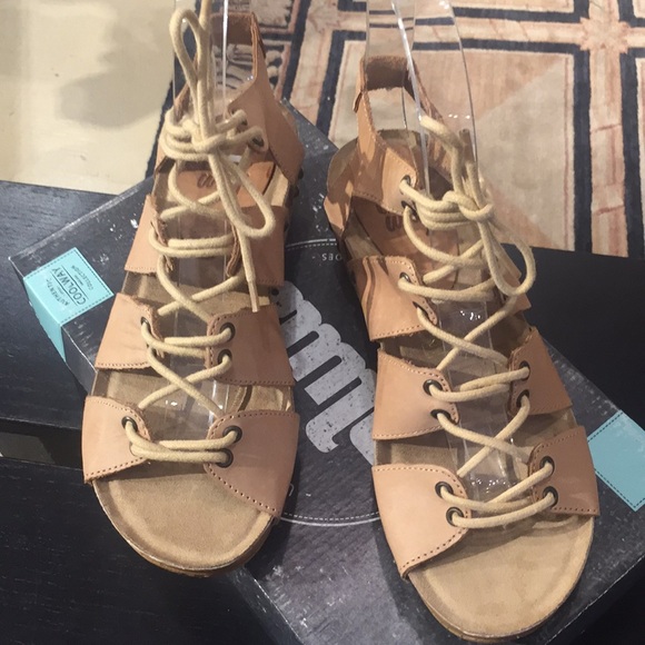 Coolway Sandals - Picture 2 of 3